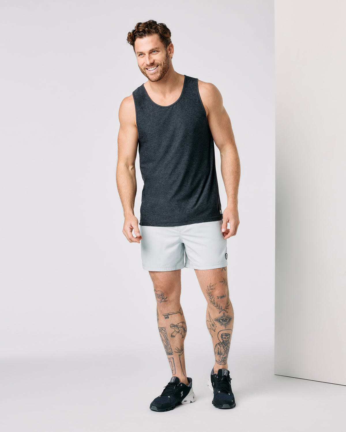 Strato Tech Tank Charcoal Heather | Vuori shop - US 7009