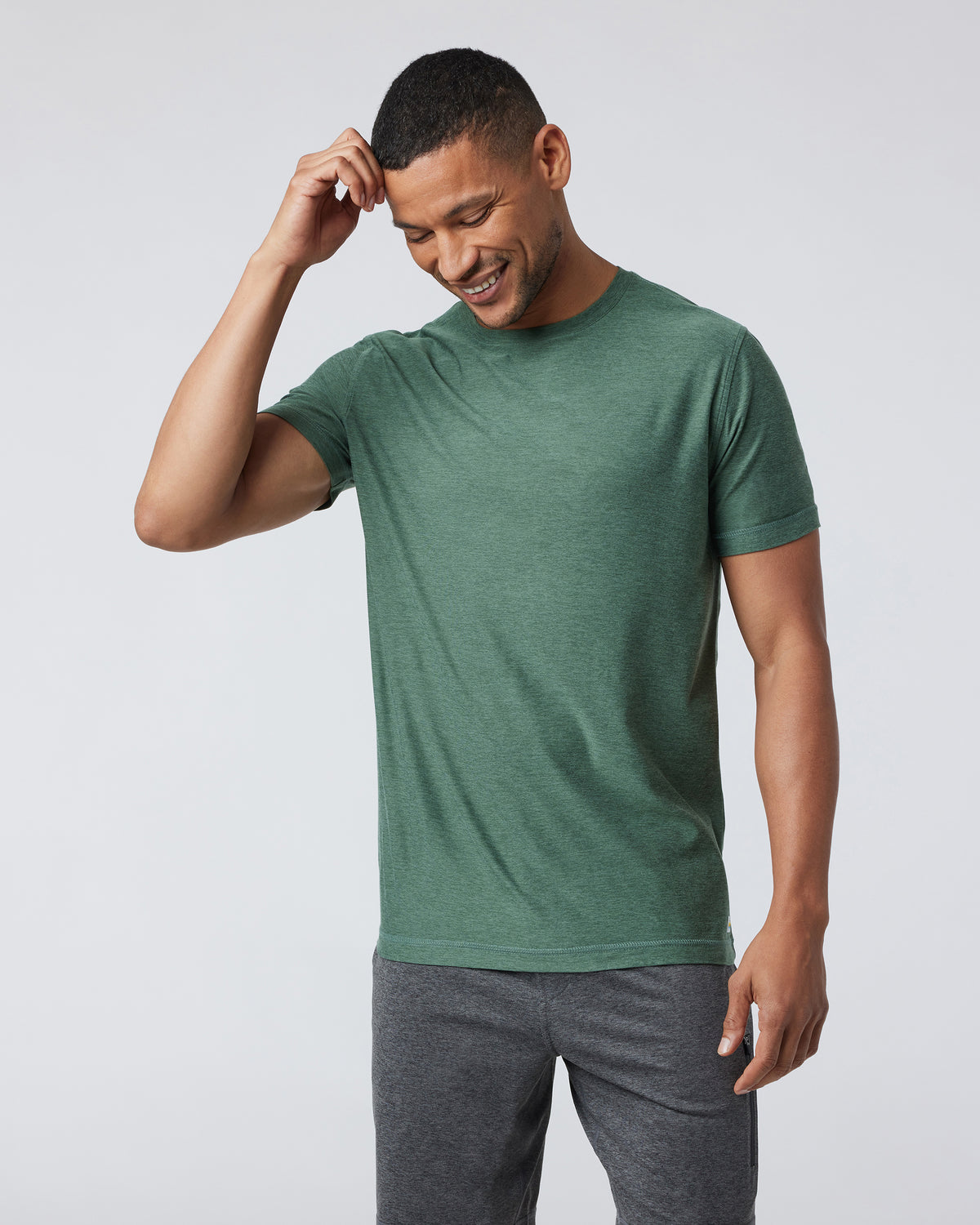 Strato Tech Tee Men's Sea Pine Heather Workout Shirt | Vuori online - US 8194