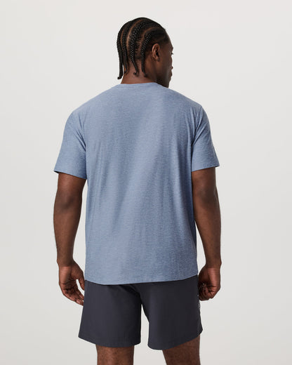 Men's Short Sleeve Strato Pocket Tee - Relaxed Chambray | Vuori online - US 3975