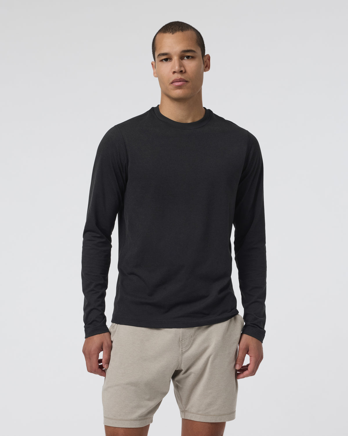 Long Sleeve Ponto Performance Tee Black Heather | Vuori online - US 6125