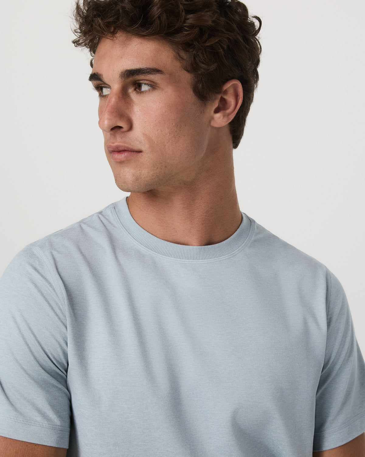 Short Sleeve Ponto Performance Tee Harbor Grey Heather | Vuori for sale - US 3950