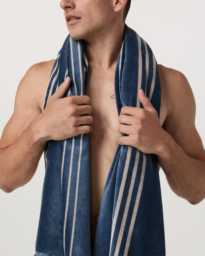 Fringe Beach Towel Versatile Towel - Pond | Vuori sale - US 7424