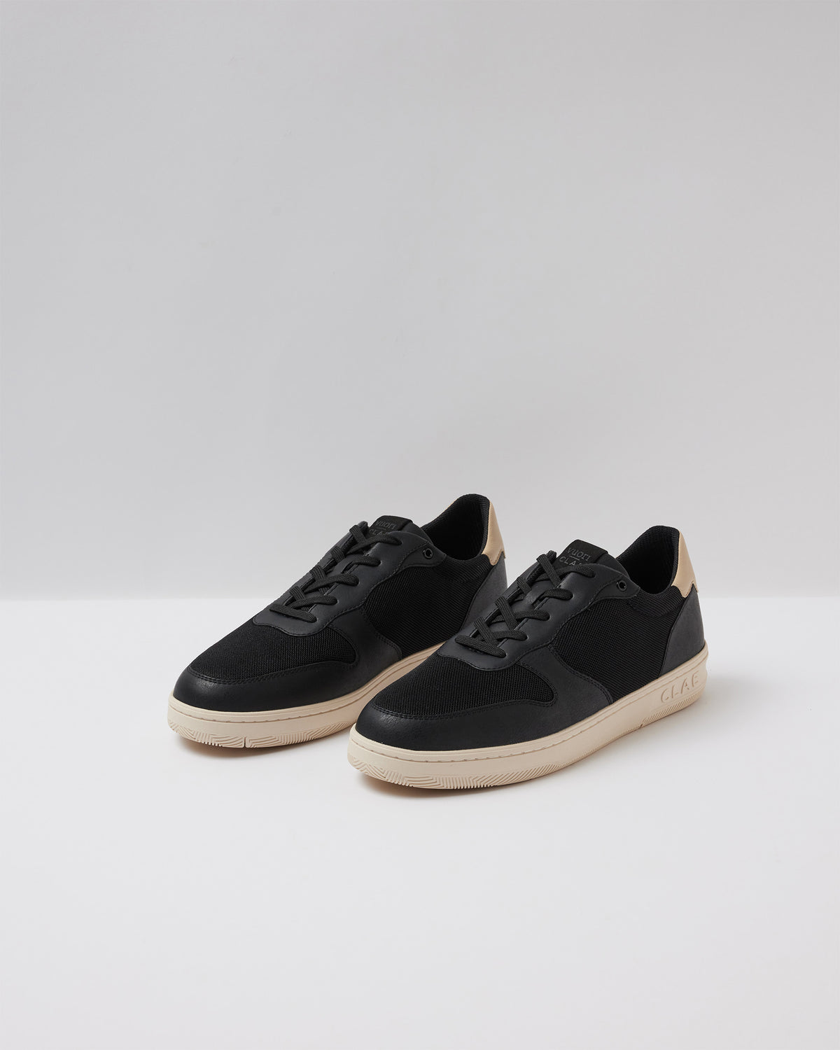 Malone Lite Vuori Black Vegan Shoes | Vuori shop - US 9737
