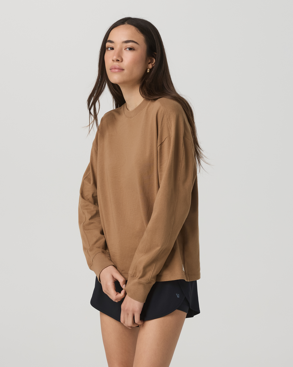 Long Sleeve Heavyweight Cotton Tee Women's Acorn Shirt | Vuori for sale - US 4289