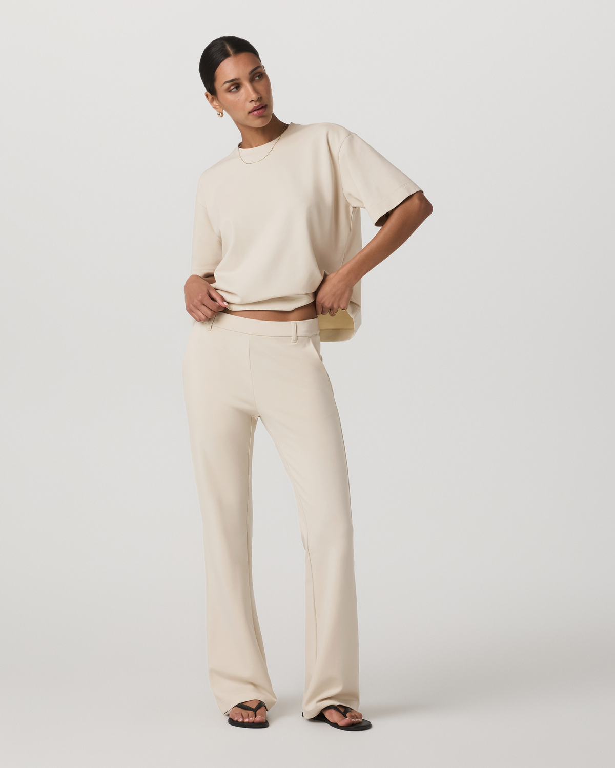 Maven Slim Bootcut Pant Women's Bone Bootcut Pants | Vuori shop - US 3549